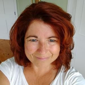 Meet your Posher, Liz